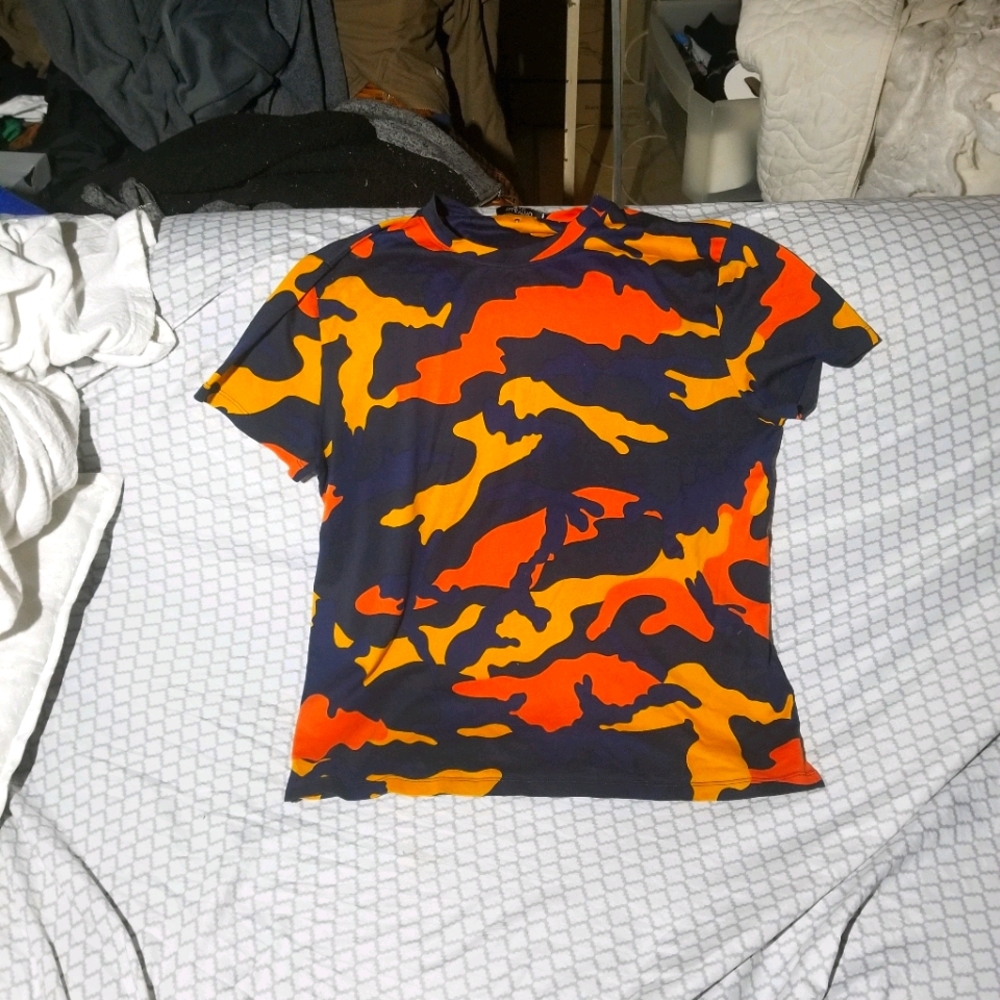 Valentino t shirt